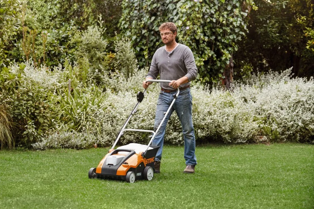 Escarificador STIHL RLA 240 + AK30 + AL101 - Imagen 3